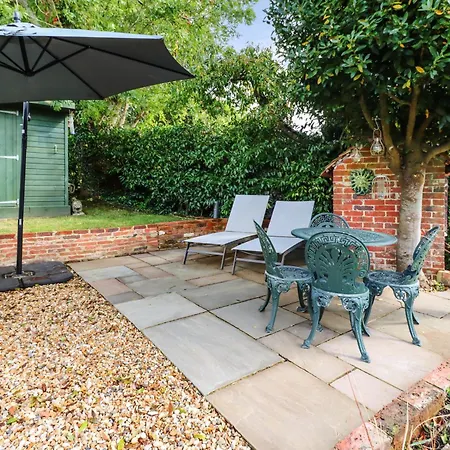 Meadow View Villa Hellingly Exterior photo