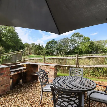 Meadow View Villa Hellingly Exterior photo